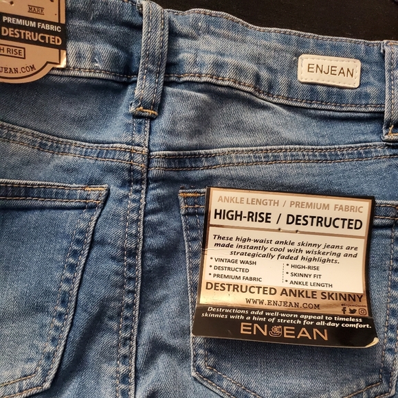 Junior Sculpting Stretch High-Rise Destructed Jeans - Picture 9 of 16